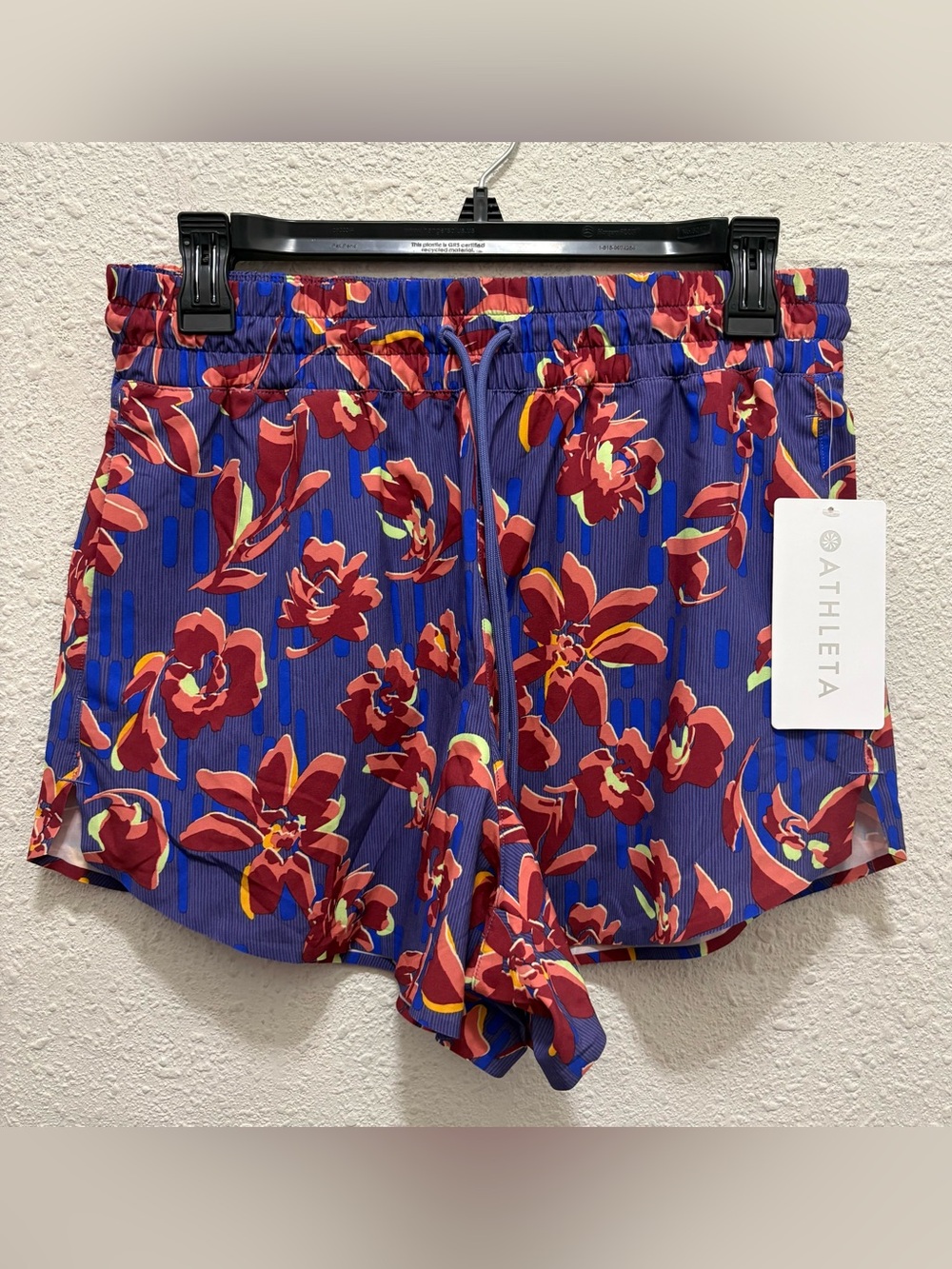 Athleta Crossroads Shorts in Blue Floral NWT Size Small